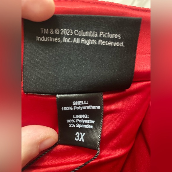 BRAM STOKER DRACULA ARMOR PATTERN PENCIL SKIRT BLOOD RED QUILTED VEGAN LEATHER - Picture 8 of 16